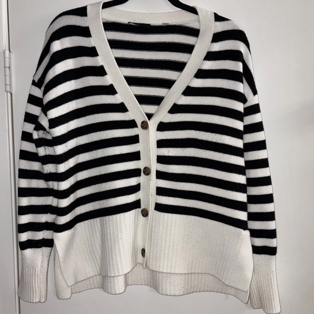 Tahari Black & White Striped Knit Cardigan Sweater | Button Front | Cozy Chic